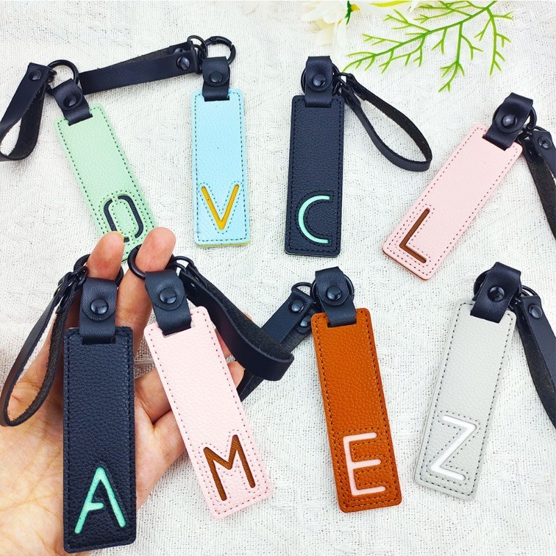 Monogram Keychain Leather - Portachiavi classico in pelle Pu A-Z