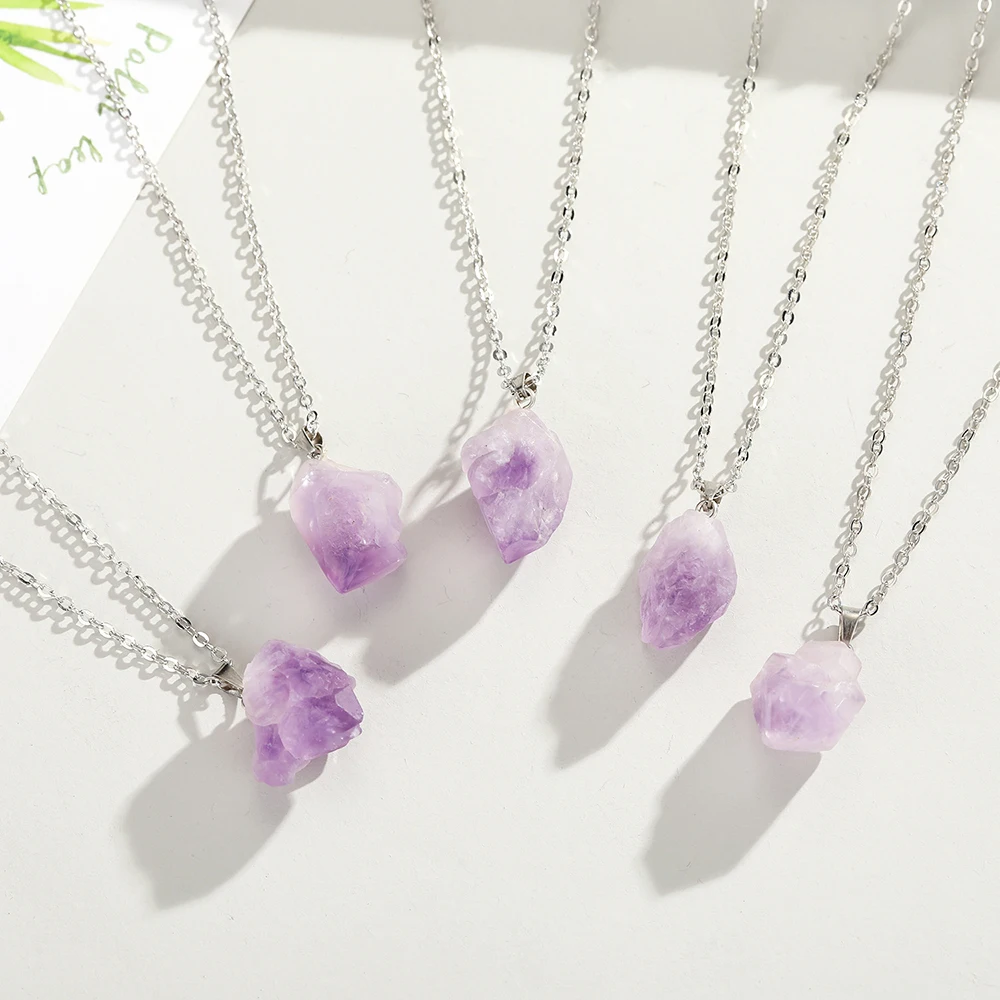 Ciondolo in pietra grezza di a - Birth Flower Necklace recensione e prezzo
