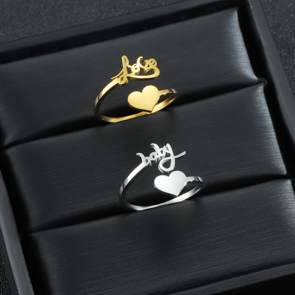 Atoztide Anelli con nomi perso - Initial Ring Custom recensione e prezzo
