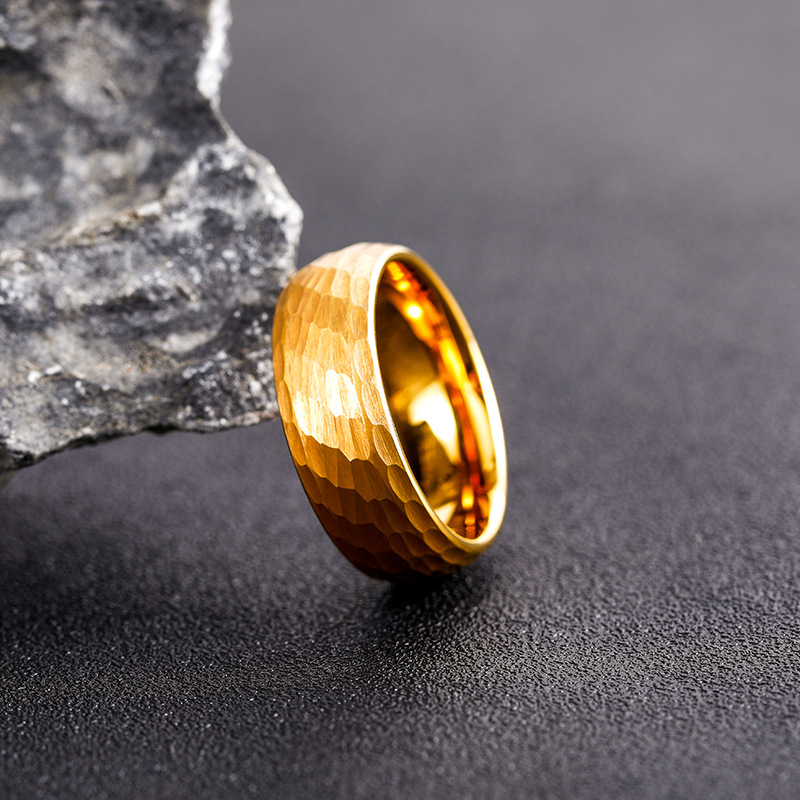 Anelli in titanio multisfaccet - Initial Ring Custom recensione e prezzo