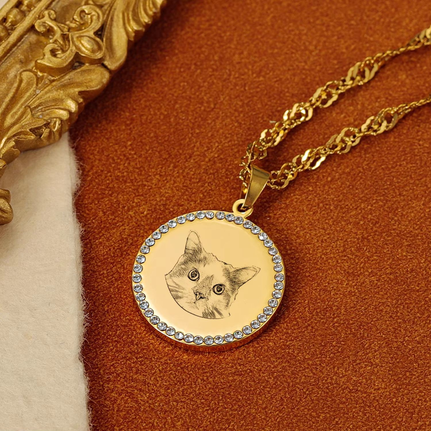 Collana con disco personalizza - Pet Portrait Custom recensione e prezzo