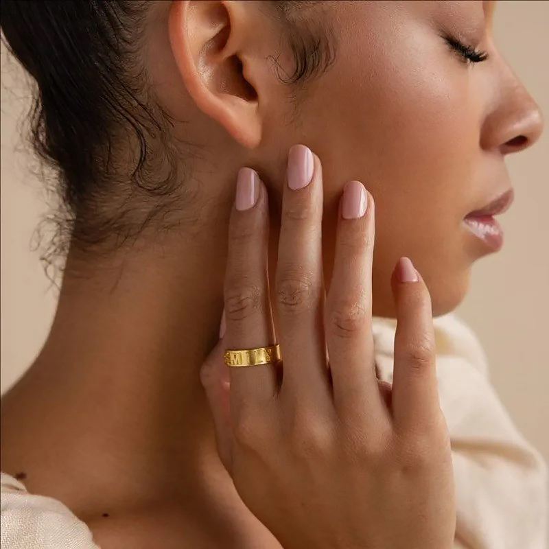 Anello con nome personalizzato - Initial Ring Custom recensione e prezzo