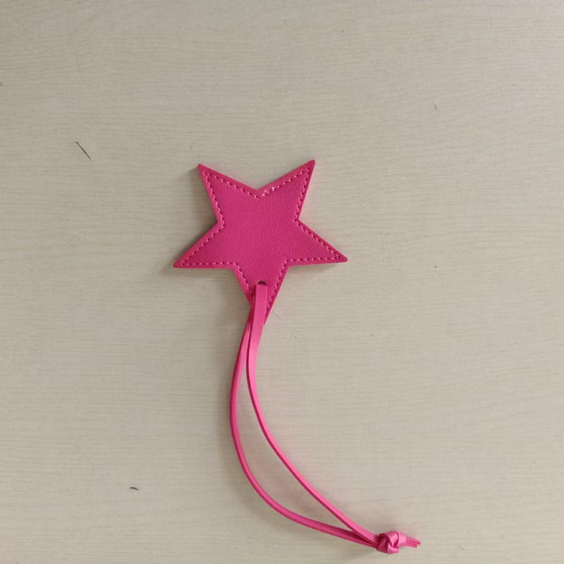 Iniziali gratuite Stella a cin - Monogram Keychain Leather recensione e prezzo