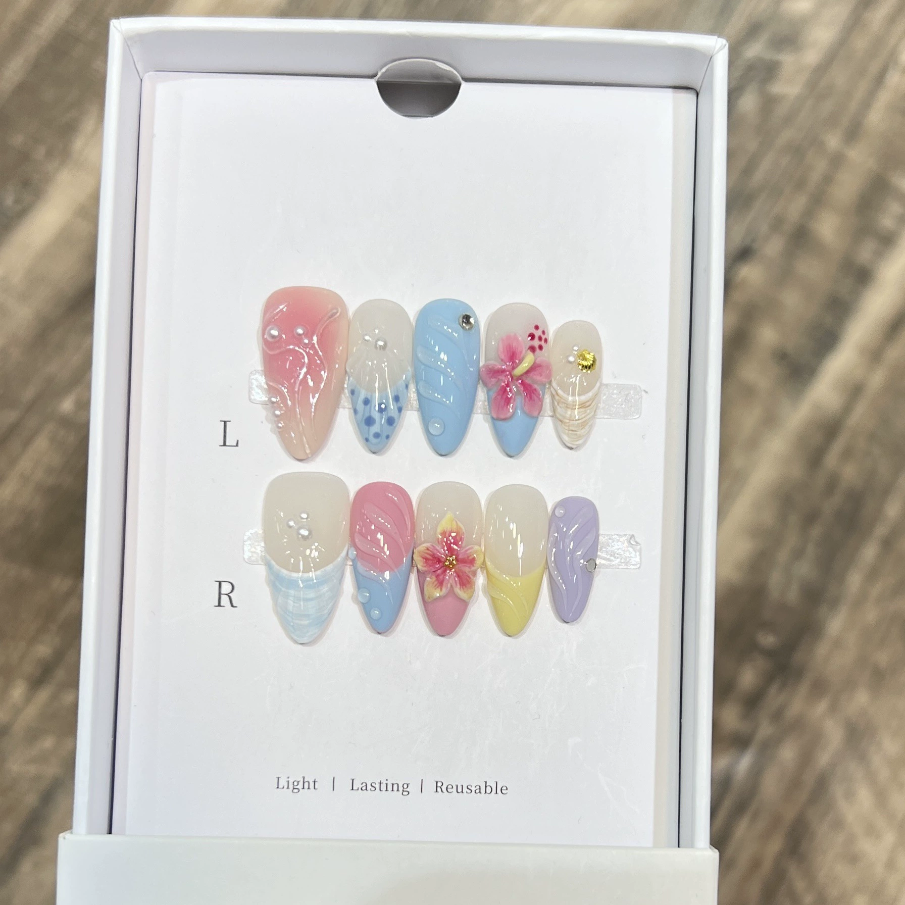 10 Pezzi Unghie Finte Nude Lat - Pressed Flower Art recensione e prezzo