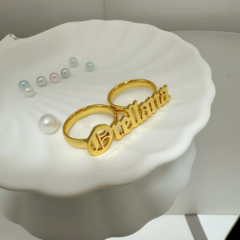 Anello a due dita personalizza - Initial Ring Custom recensione e prezzo